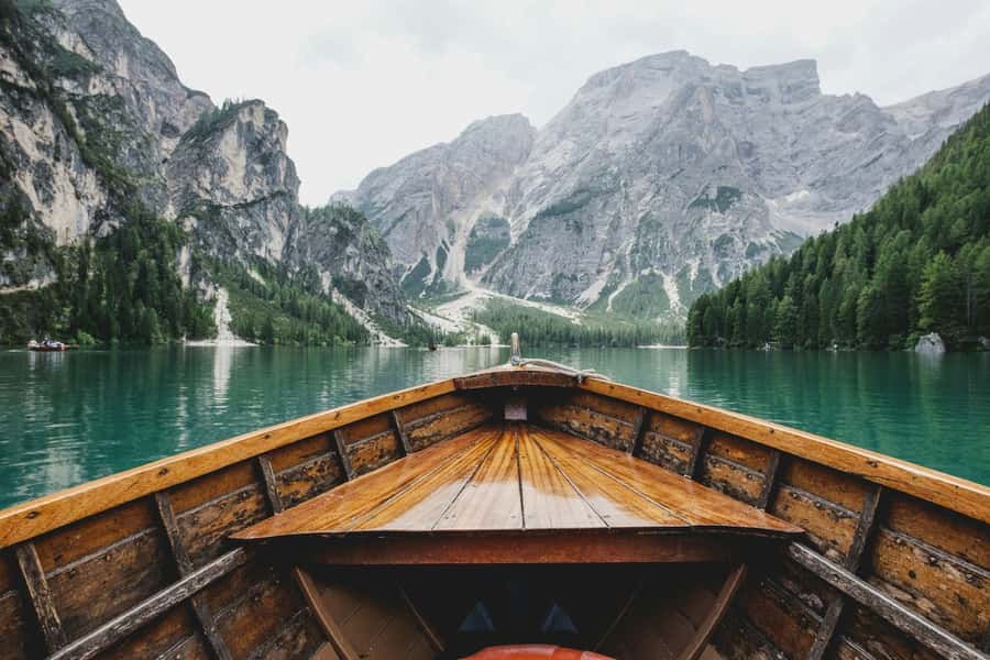 Banff: Moraine Lake, Lake Louise, Emerald Lake and Yoho Trip - Moraine Lake or Marble Canyon, depending on the date