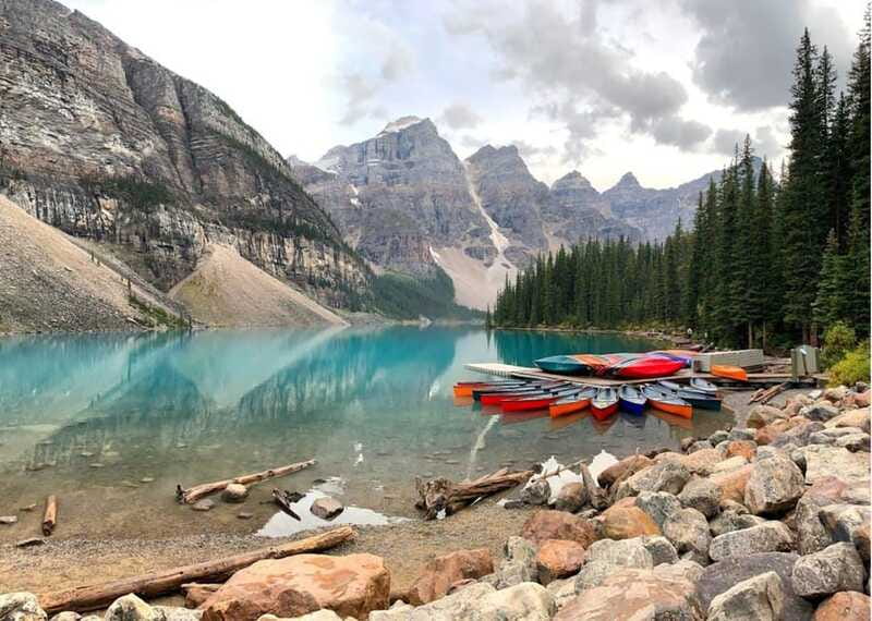 Banff: Moraine Lake, Lake Louise, Emerald Lake and Yoho Trip - Natural Bridge adds rock, water, and a short walk