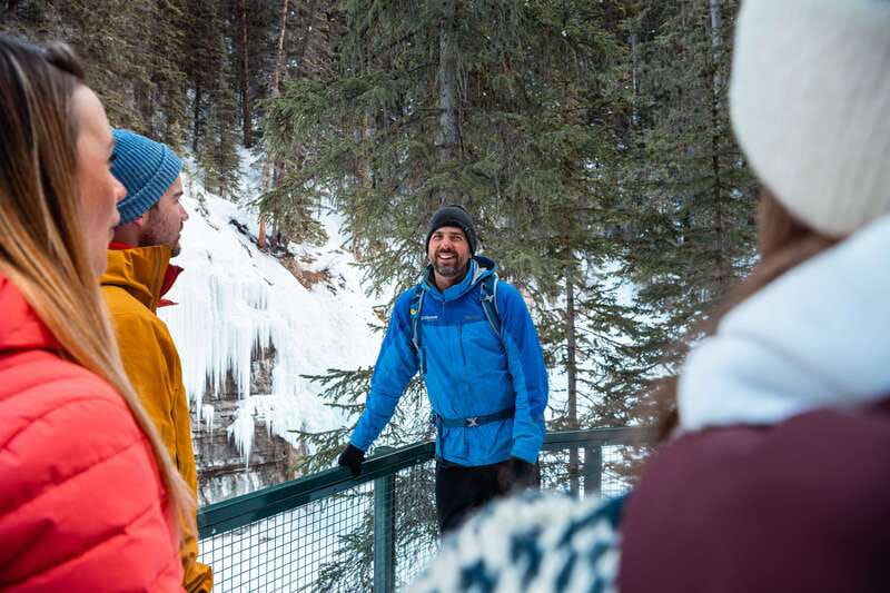Banff: Morning or Afternoon Johnston Canyon Icewalk - From Banff to Johnston Canyon on the Bow Valley Parkway