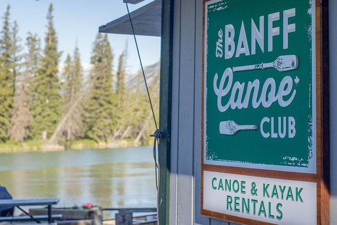Banff National Park Big Canoe Tour - Guides who make the difference