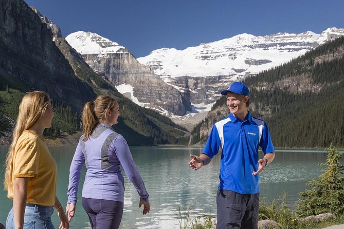Banff National Park Tour with Lake Louise and Moraine Lake - Lake Louise, the first blue-water stop