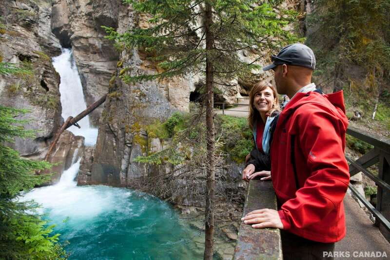 Banff: Thermal Waters and Hidden Waterfalls - 3hr Walk - A gentle route through Banff National Park