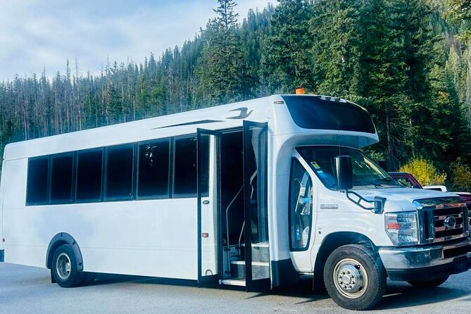 Banff to Calgary YYC Airport Shared Shuttle - Reliability is the deciding factor