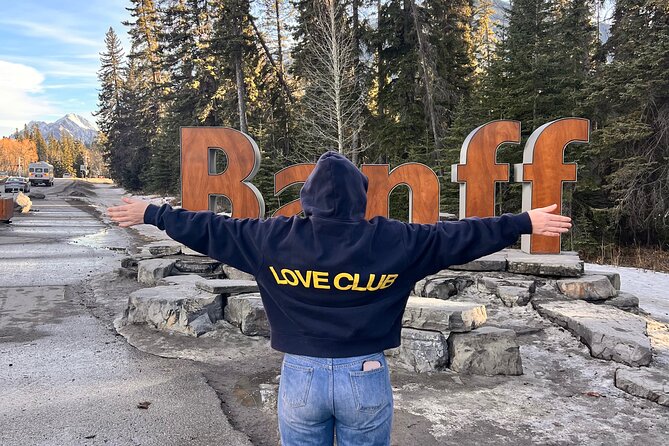 Banff Town ,Lake Louise, Moraine , Emerald & Johnston Canyon Tour - Moraine Lake and the Ten Peaks