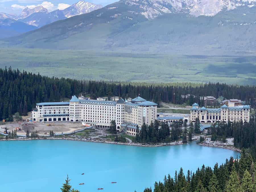 Banff Town: Lake Louise Moraine, Glacier, Peyto & Bow Lake - Key points at a glance
