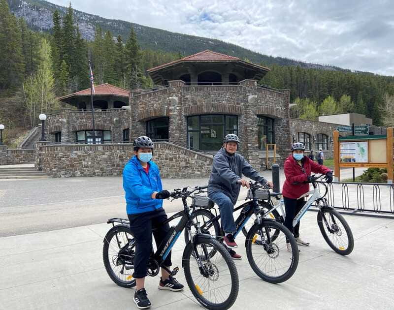 Banff Townsite: E-Bike Explorer - Surprise Corner and the best photo stops