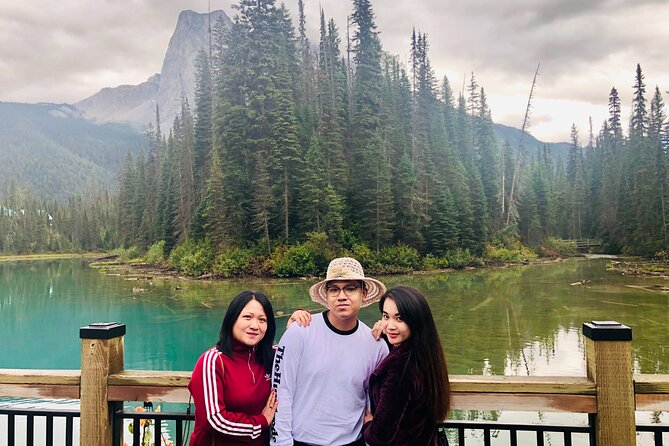 Banff Yoho Parks | Lake Louise | Moraine | Emerald - PRIVATE - Natural Bridge: a short walk with a useful lesson
