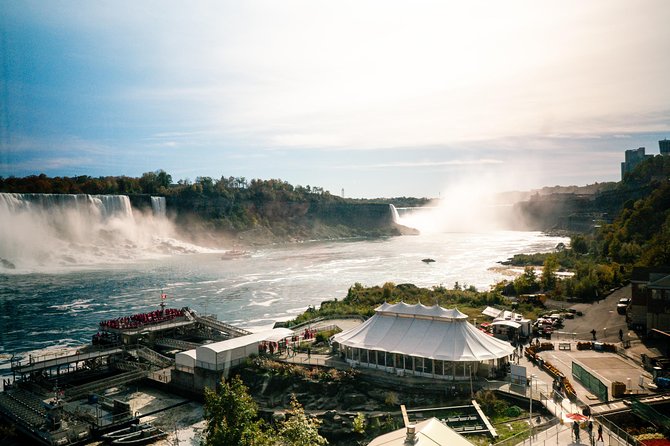 Best of Niagara Falls Canada Premium Tour: Behind Falls and Boat - Going behind the water at Journey Behind the Falls