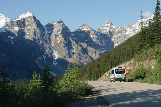 Bestseller From Canmore/Banff: Moraine Lake Adventure - Why four hours at Moraine Lake changes the day