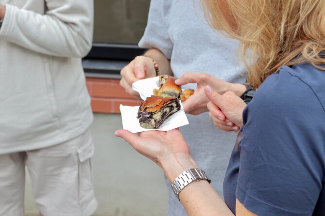 Beyond the Bagel: Montreal Jewish Food Walking Tour - Mile End: the bagel comparison you came for