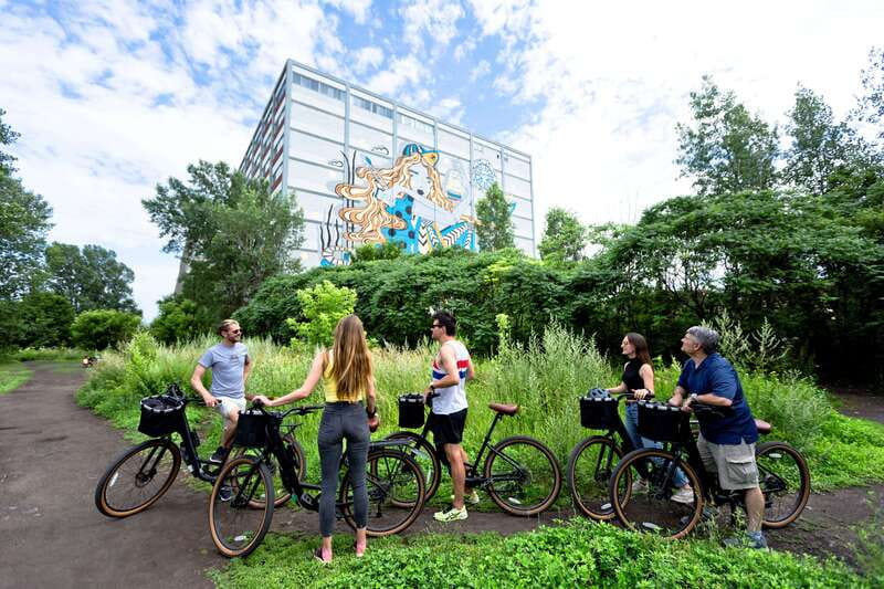 Bike/E-bike tour Plateau,MileEnd, Jean-Talon Market by Fitz - Two hours on a bicycle: how demanding is it?