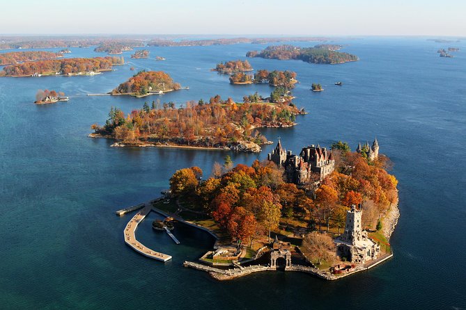 Boldt Castle and Thousand Islands Helicopter Tour - What the three-seat helicopter means for you