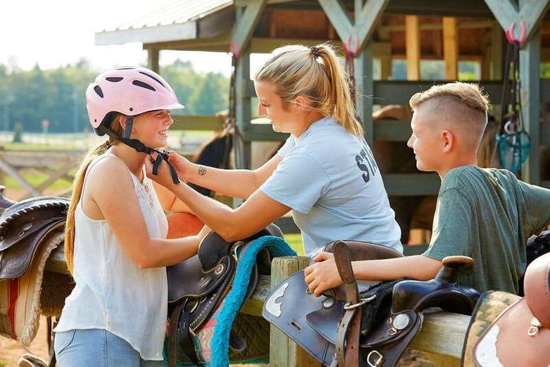 Brudenell: Family-Friendly Horse Ride goes on the Beach - Reaching the Prince Edward Island beach