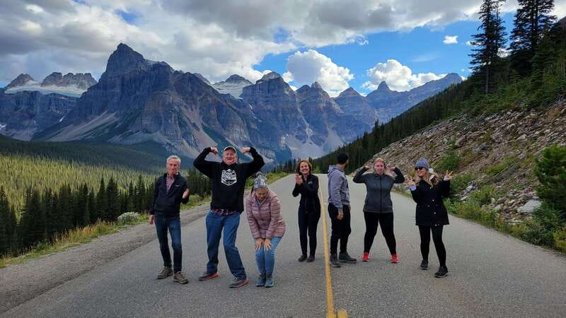 Calgary: 2-Day Banff National Park Highlights Summer Tour - Banff gives you room to choose