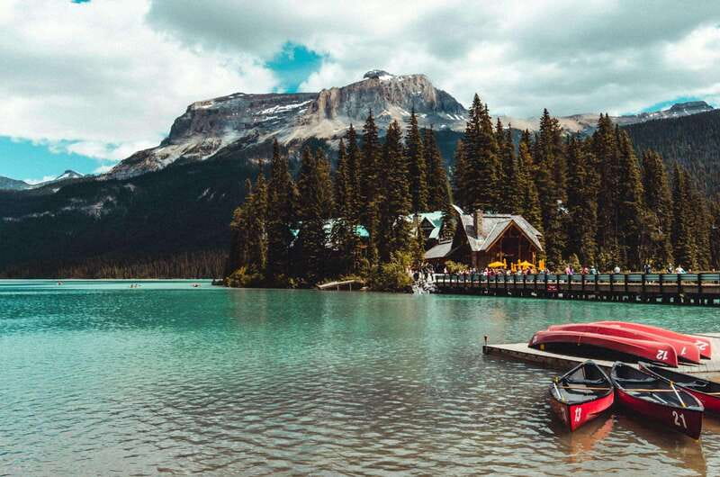 Calgary: 3-Day Lake Louise, Moraine, Emerald, Yoho, Icefield - Who will get the most from this trip
