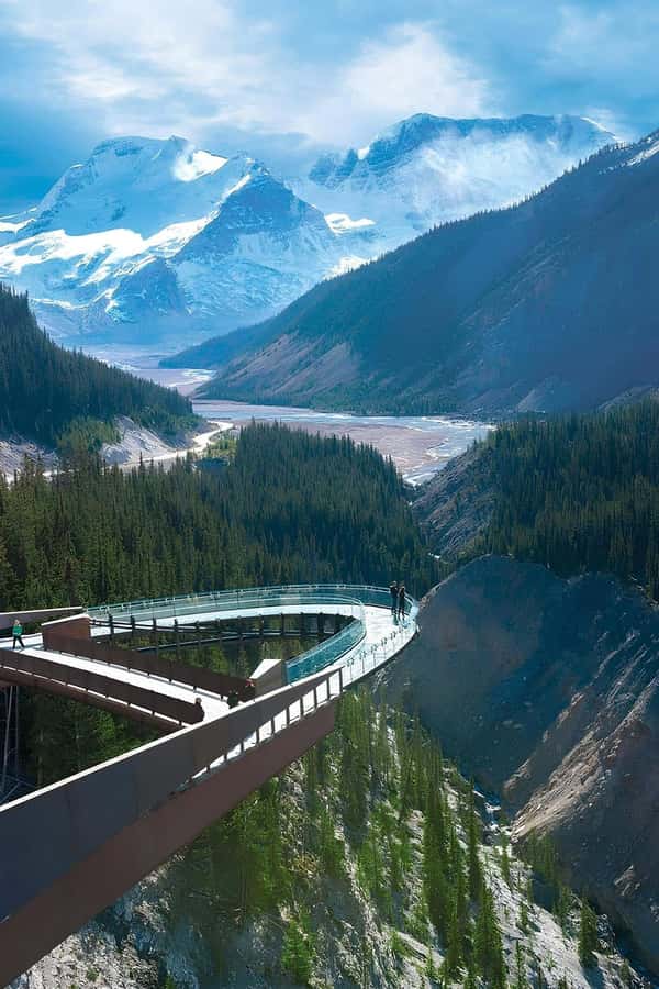 Calgary Banff: Columbia Icefield, Skywalk and Lakes Day Tour - What $49 really buys you