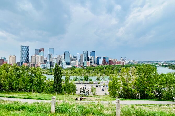 Calgary Best Private Transfer Between Local Airport and Hotels - How much value do you get for CA$52.32?