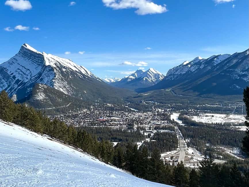Calgary/Canmore/Banff: BEST of BANFF with LAKES Group Tour - Vermilion Lakes: a short photo stop