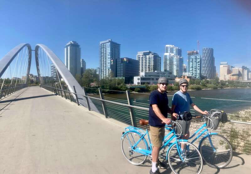 Calgary: City Bike Tour, Highlights and Bow River - The guides make the difference