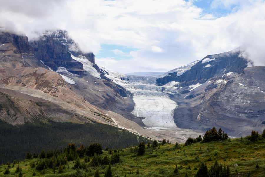 Calgary: Day Trip to Jasper with Lunch - Sunwapta Falls and Tangle Creek Falls