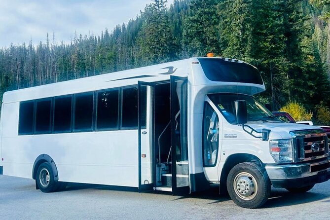 Calgary or YYC Airport to Banff | Private Transfer - Communication when flights change