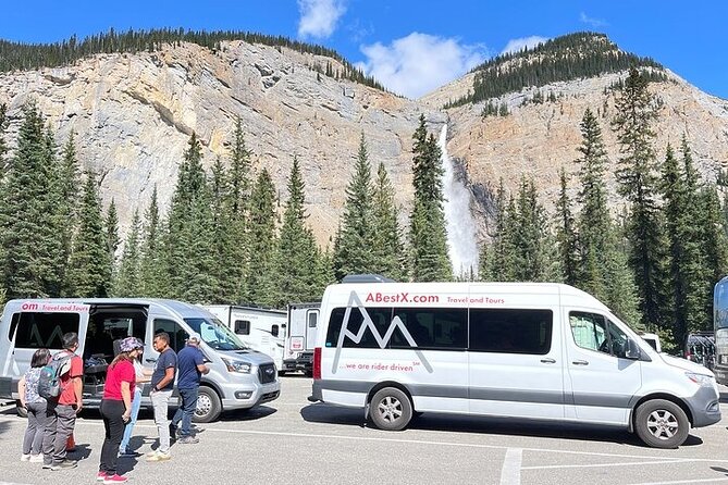 Calgary YYC Airport to Banff Hotels (Shared Shuttle Bus) - Who should book this Banff shuttle?