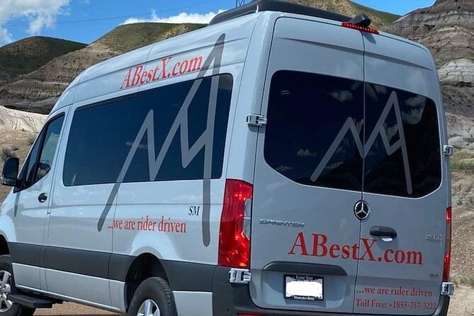 Calgary YYC Airport to Lake Louise – Private Shuttle (Round Trip) - Arriving at your Lake Louise hotel