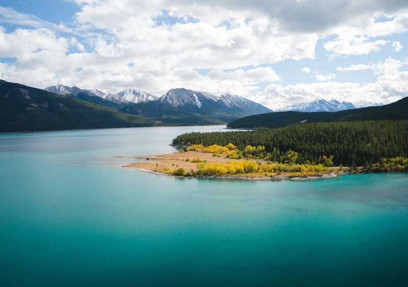 Canadian Rockies: Helicopter Flight with Exploration Hike - FAQ
