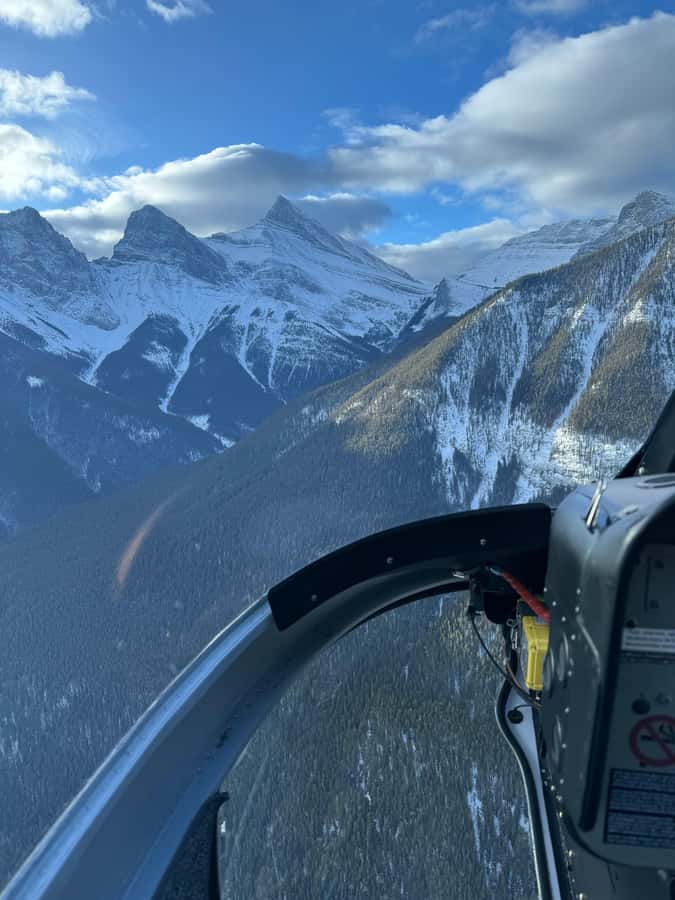 Canmore: 25-Minute Three Sisters Helicopter Tour - Key points to know before you fly