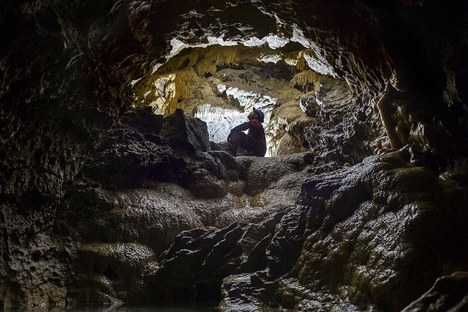 Canmore Caving Explorer Tour - What makes the geology worth your attention