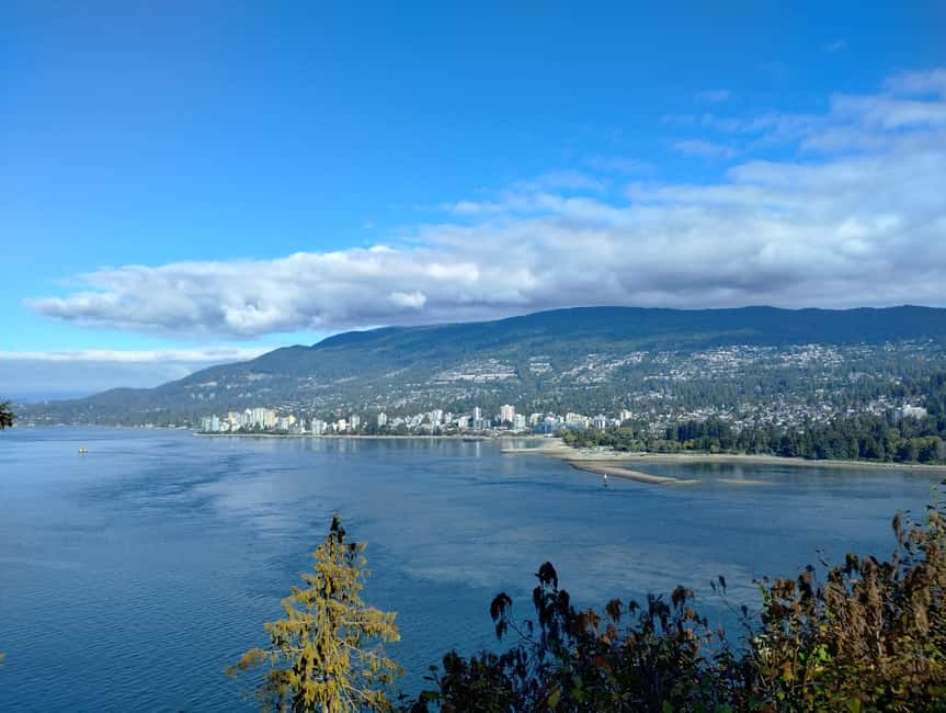 Capilano Br+Grouse Mtn+Dam+Lake&Hatcher/5in1/Small Group/Car - Capilano Lake and Cleveland Dam show the North Shore at a slower pace