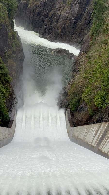 Capilano Br+Grouse Mtn+Dam+Lake&Hatcher/5in1/Small Group/Car - Is $187 a good value?