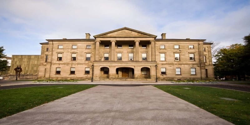 Charlottetown: Small Group Food Walking Tour - Province House, St. Dunstan’s Basilica and Confederation Centre