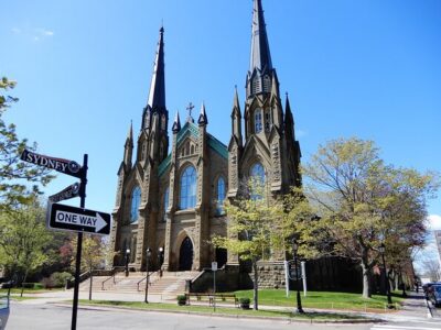 Charlottetown Small Group Walking Tour With Province House