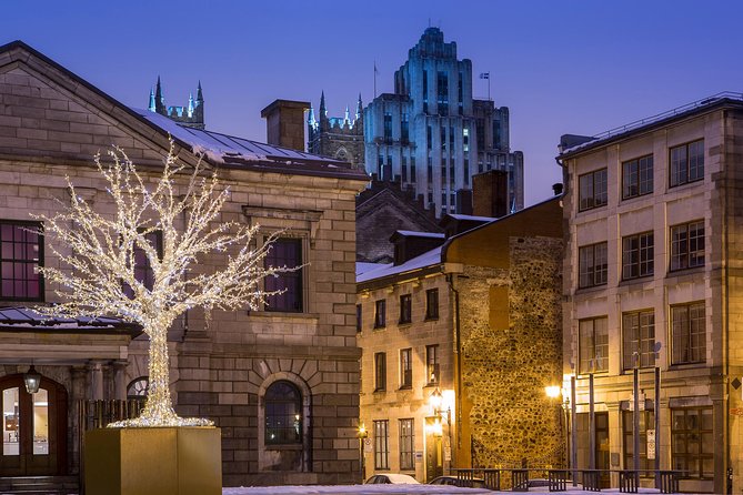 Christmas Walking Tour in Old Montreal - Architecture, churches, and the story behind the season