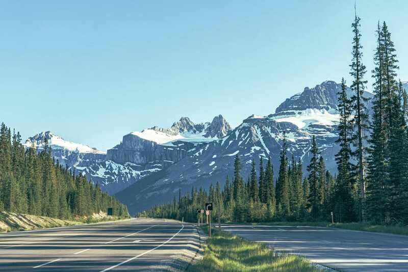 Columbia Icefield, Peyto Lake, Bow Lake Discovery Tour - The 150-minute Columbia Icefield stop