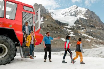 Columbia Icefield Tour with Glacier Skywalk