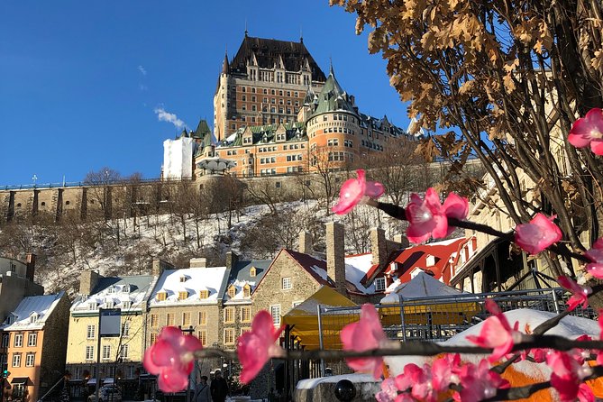 Combo Historical and Food Tour of Old Quebec - The funicular gives your legs a break