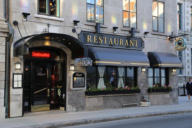 Combo Historical and Food Tour of Old Quebec - The history continues around city hall and Notre Dame