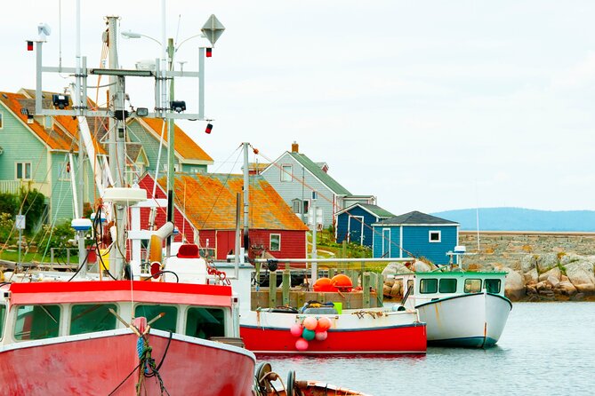 Day Trip to Lunenburg, Mahone Bay and Peggy's Cove from Halifax - Why this South Shore outing works