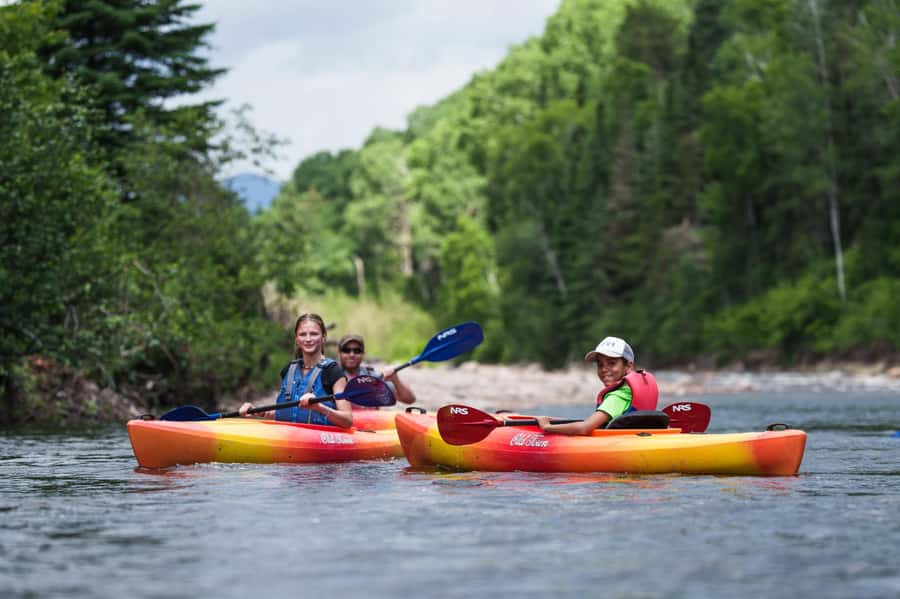 Descent of the Gouffre River in Baie-St-Paul, Charlevoix - La Familiale - A gentle river route through Charlevoix