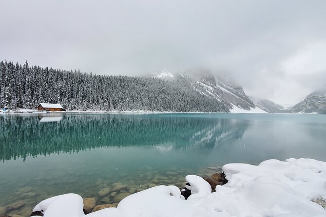 Discover Banff National Park - Premium Day Trip - Moraine Lake and the Rockpile Trail in summer