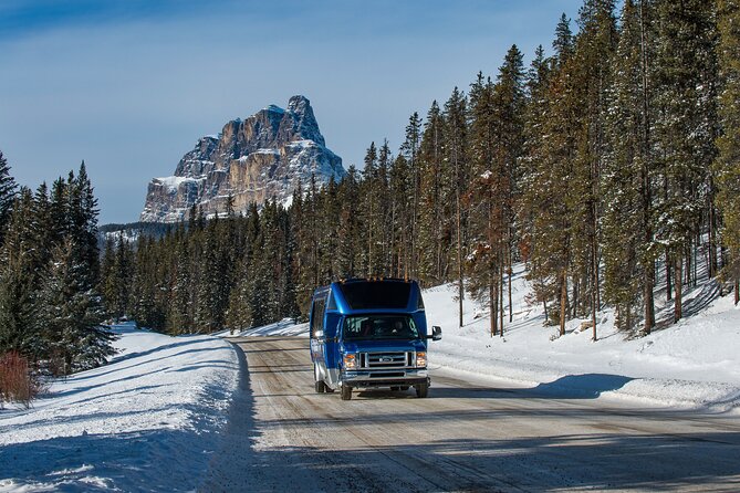 Discover Lake Louise and Yoho In Winter - Lunch, hot chocolate, and the Canadian snack stop