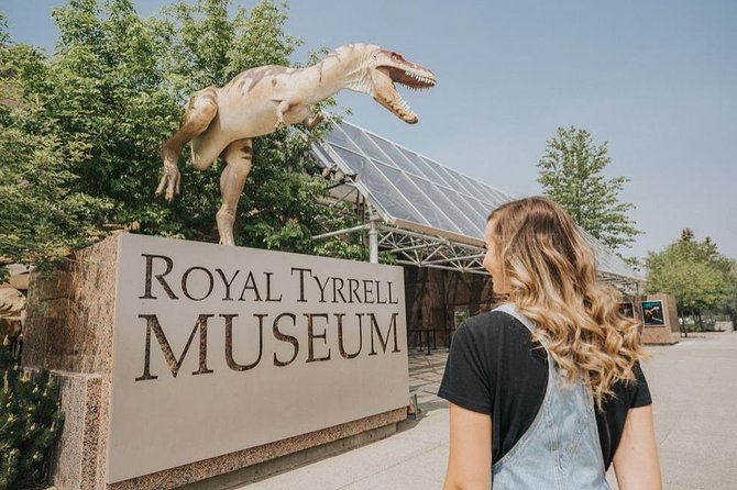Drumheller: Royal Tyrrell Museum, Hoodoos and Horseshoe Canyon - Calgary Pickup and the Ride East