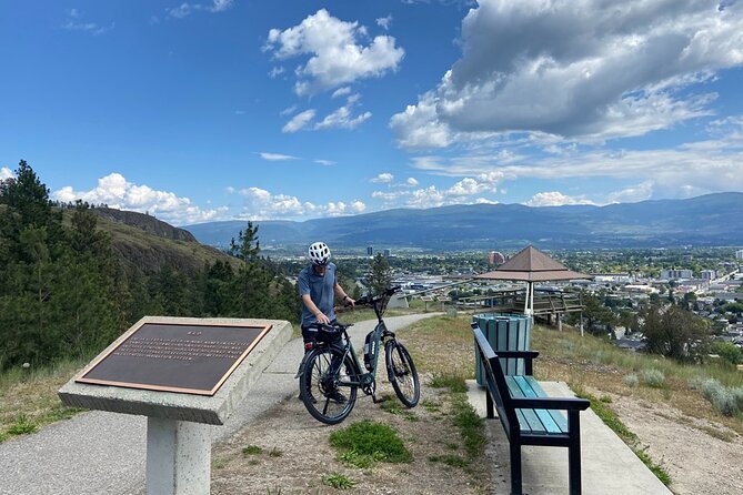 eBike Rentals in Kelowna - Starting at Lakeside Eco-Sports on Bernard Avenue