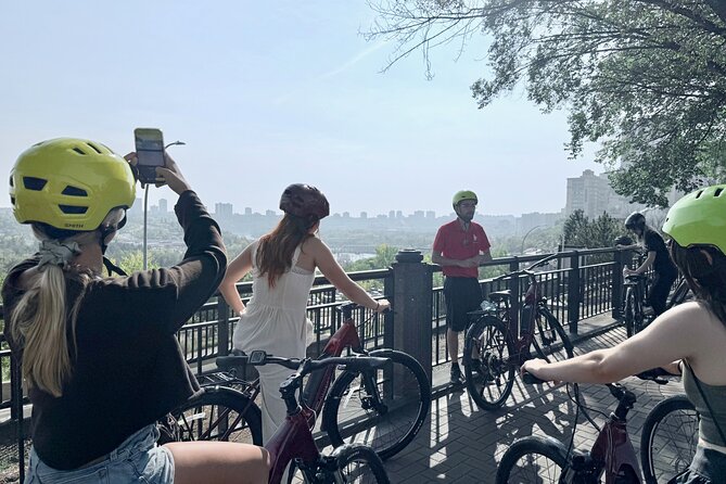 Edmonton City Highlights 3 Hour Bike Tour, E-Bike Upgrade Avail. - Key points at a glance