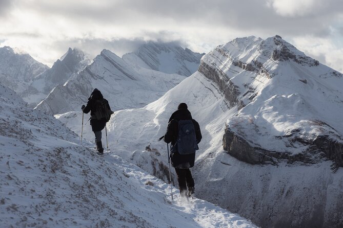 Elevated Private Experience: Adventure & Wellness in Banff - An Alpine Picnic Instead of a Rushed Lunch