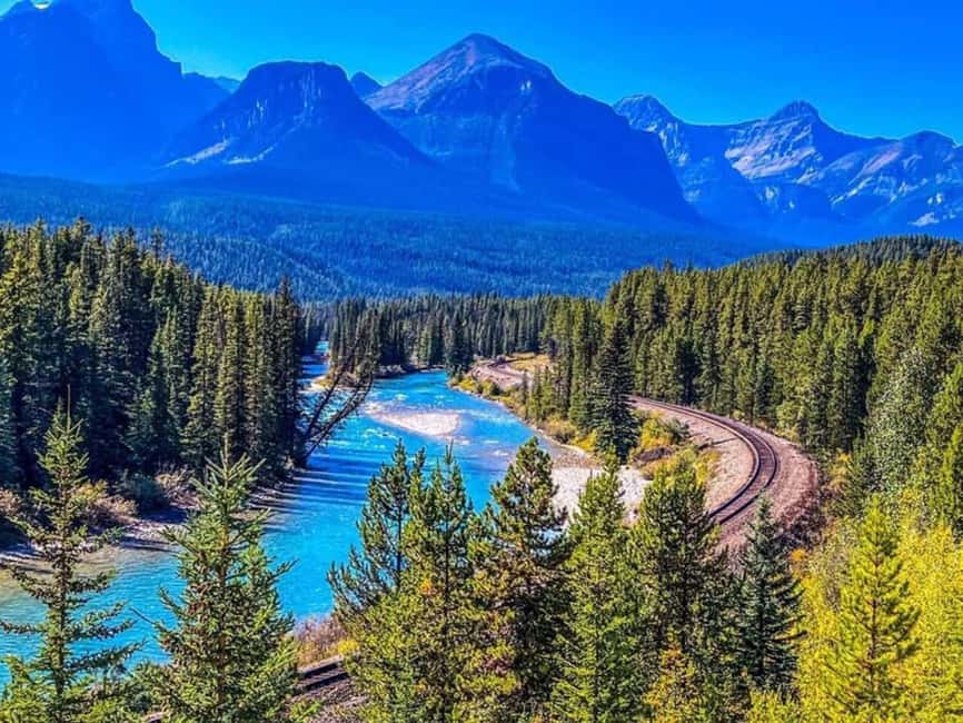 Emerald Lake, Lake Louise, Johnston Lake & Banff Gondola - Lake Louise and Moraine Lake set the tone