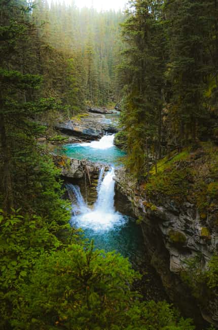 Emerald Lake, Louise, Takakkaw Falls, Johnston Canyon & More - Lake Louise: the first big mountain view