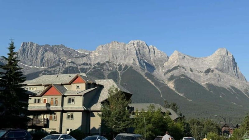 Emerald Lake, Moraine, Louise, Johnston Canyon & Banff Town - Starting from Calgary, Canmore, or Banff